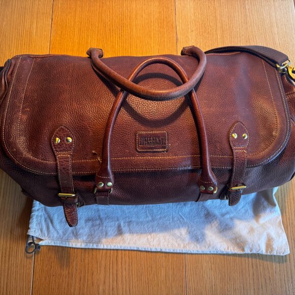 Duluth Trading Co Lifetime Leather Duffle Bag - Beautiful - Perfect Condition! - Picture 7 of 13